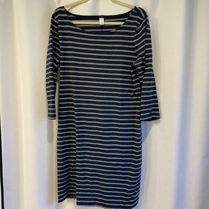 Old Navy dress, blue & gray striped dress. Like new condition, size lg.